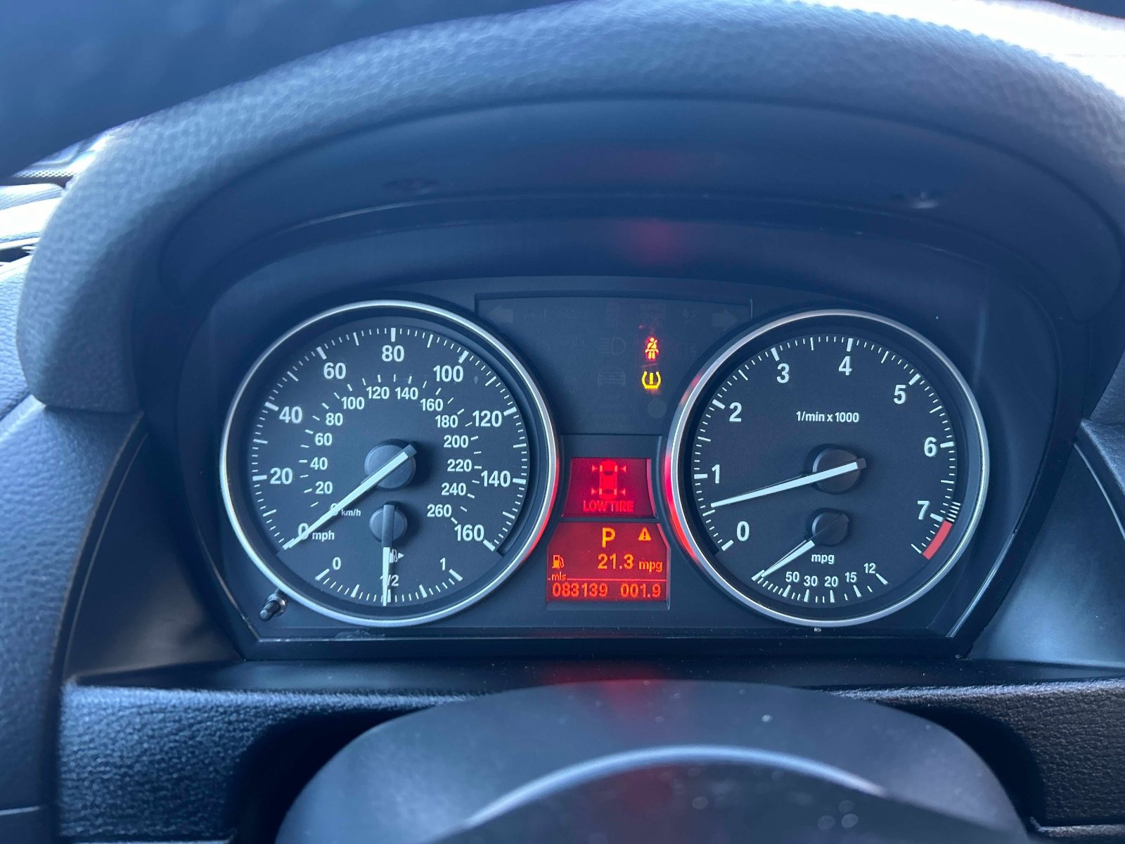 Used 2015 BMW X1 sDrive28i RWD image 25