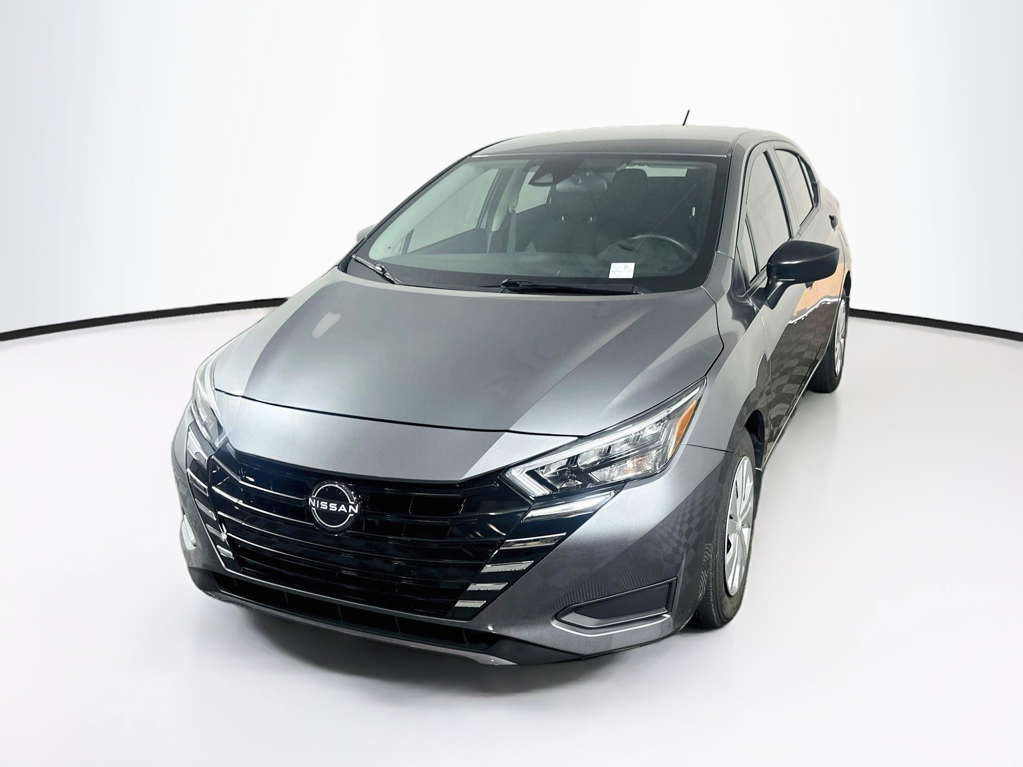 Used 2025 Nissan Versa S w/ Trunk Package FWD image 3
