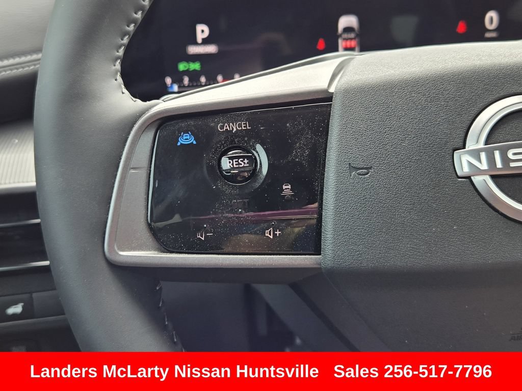 Used 2025 Nissan Murano SV AWD/4WD image 24