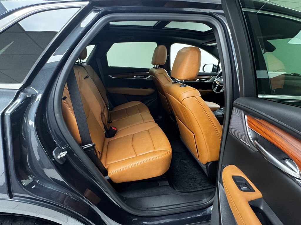 Used 2022 Cadillac XT5 Premium Luxury image 28