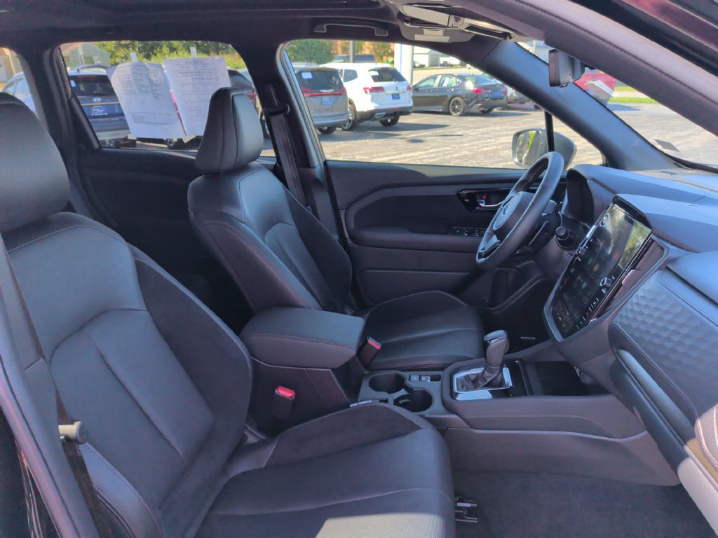 Used 2025 Subaru Forester Touring AWD/4WD image 9