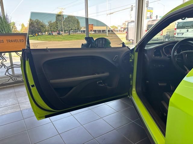 Used 2023 Dodge Challenger SRT Hellcat RWD image 11