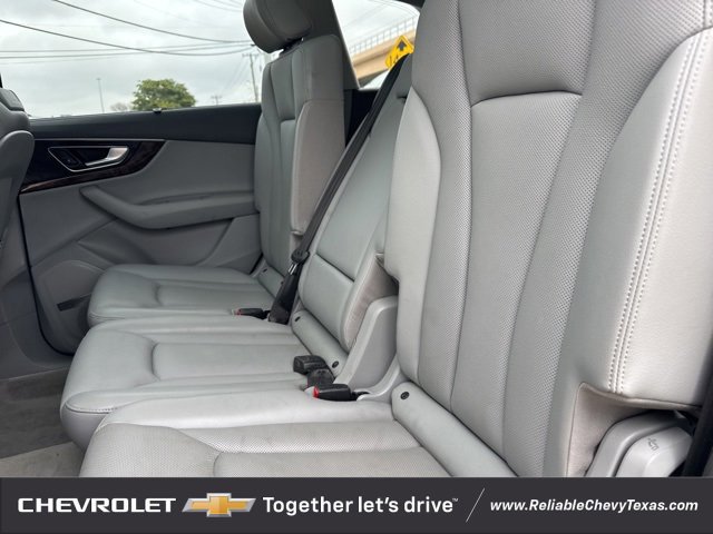 Used 2018 Audi Q7 3.0T Premium Plus image 8
