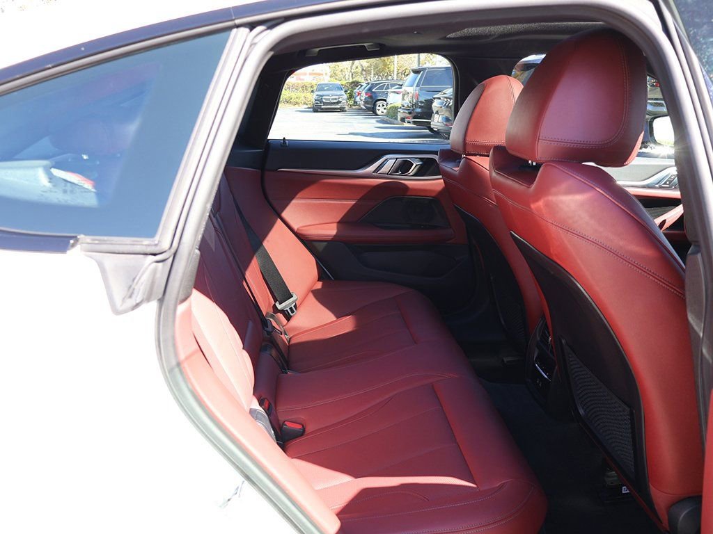 Used 2023 BMW i4 eDrive40 w/ M Sport Package image 36