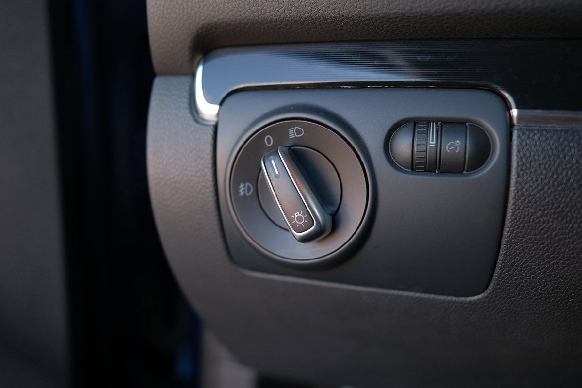 Used 2011 Volkswagen GTI 4-Door FWD image 14
