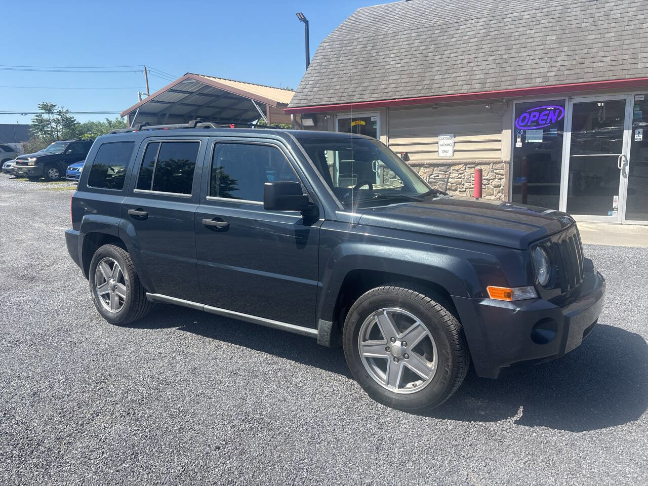 Used 2008 Jeep Patriot Sport FWD image 4