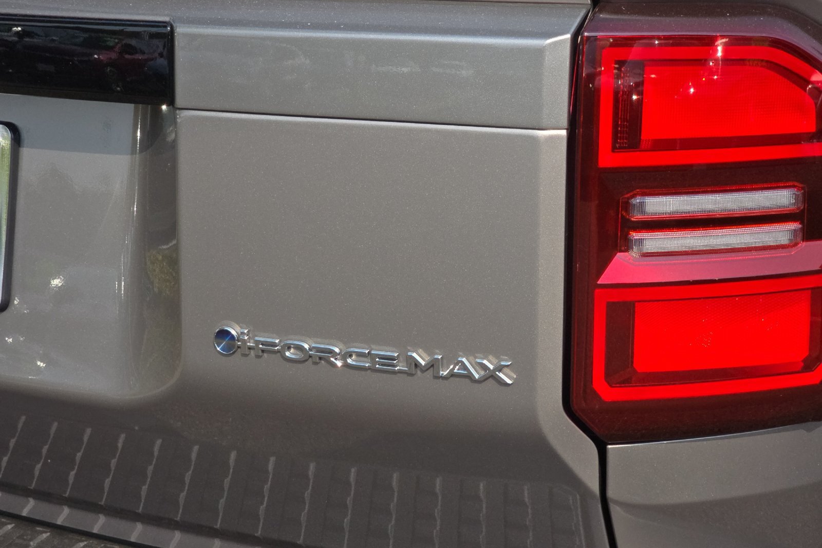 New 2027 Toyota Land Cruiser w/ Premium Package AWD/4WD image 7