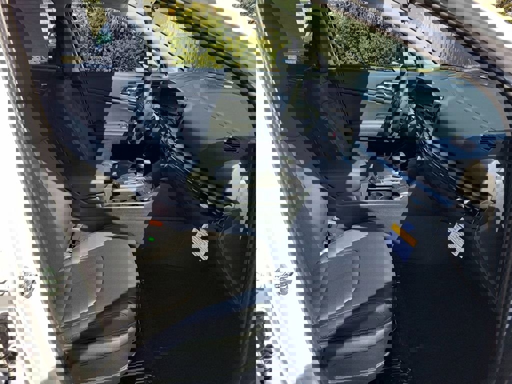 New 2026 Kia Sportage SX image 7