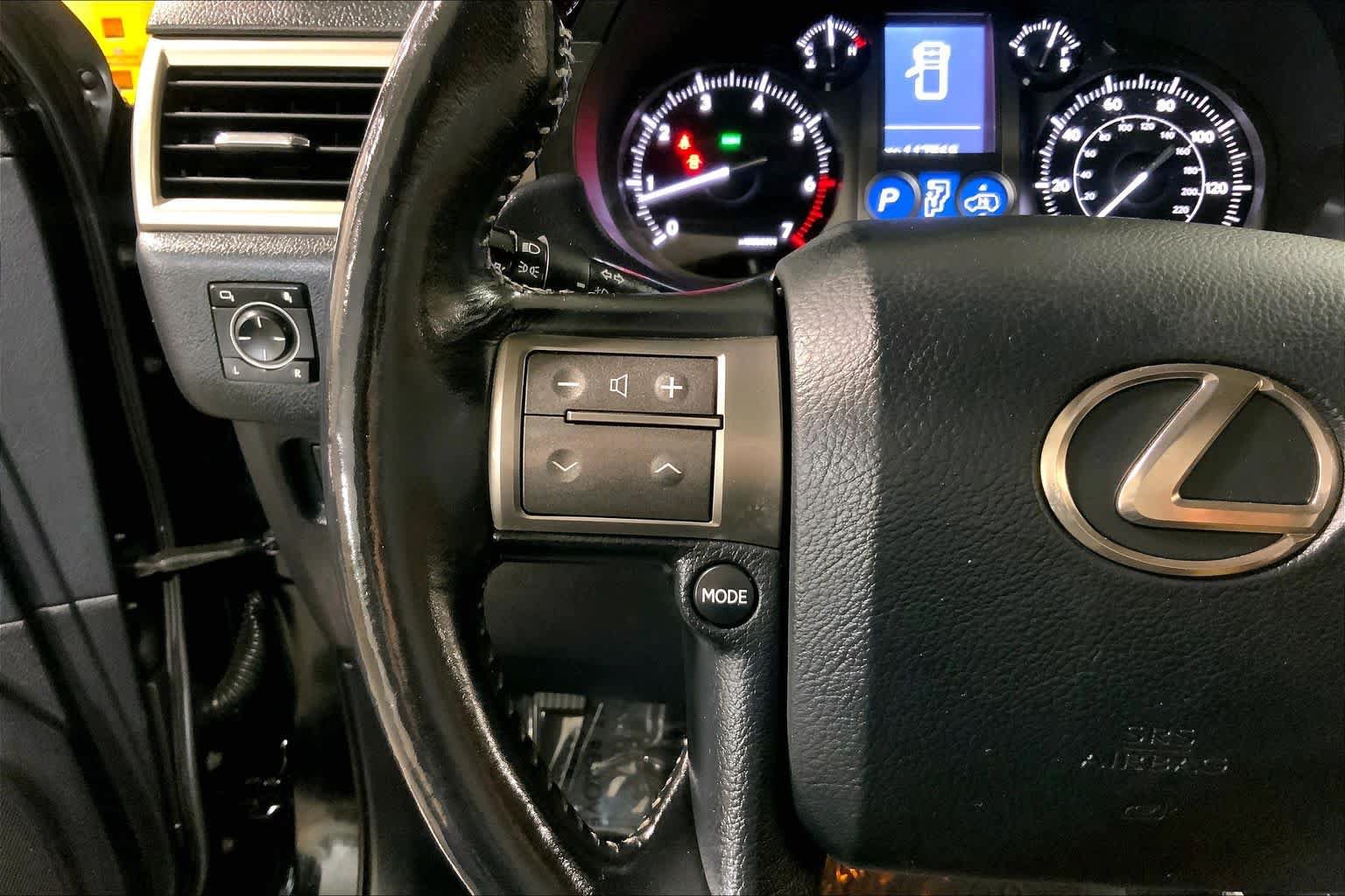 Used 2014 Lexus GX 460 Luxury AWD/4WD image 47