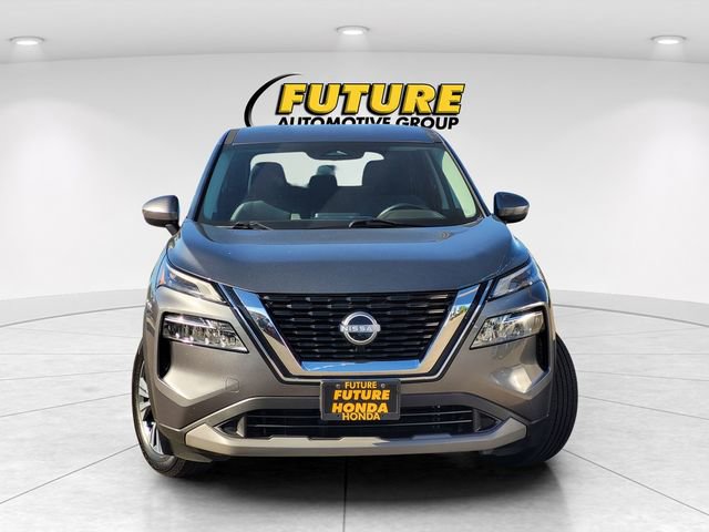 Used 2023 Nissan Rogue SV FWD image 2