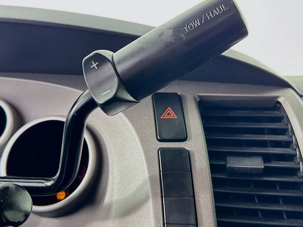 Used 2012 Toyota Tundra 2WD CrewMax w/ Tow Pkg image 19