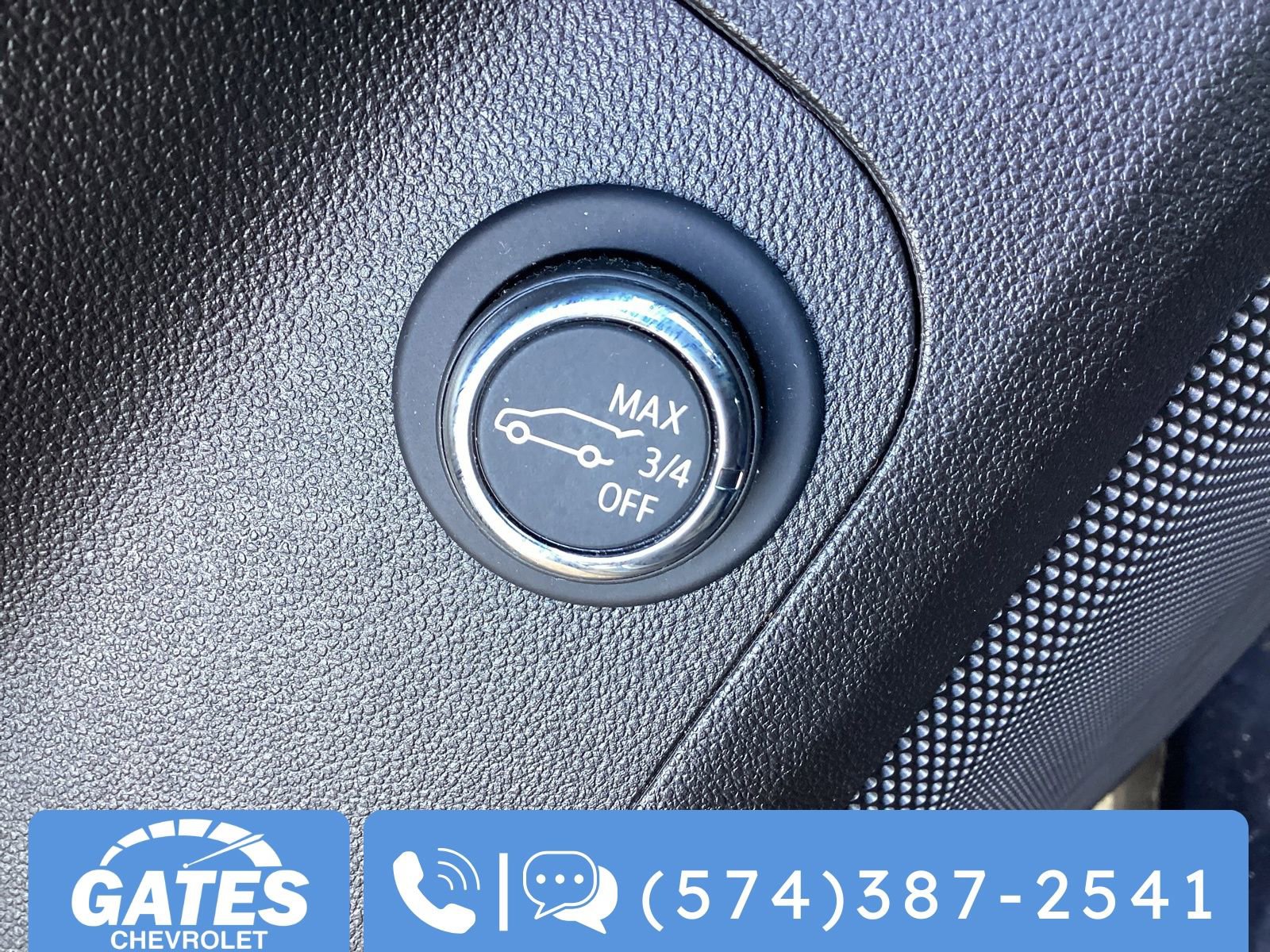 Used 2023 GMC Acadia SLE w/ Driver Convenience Package image 29