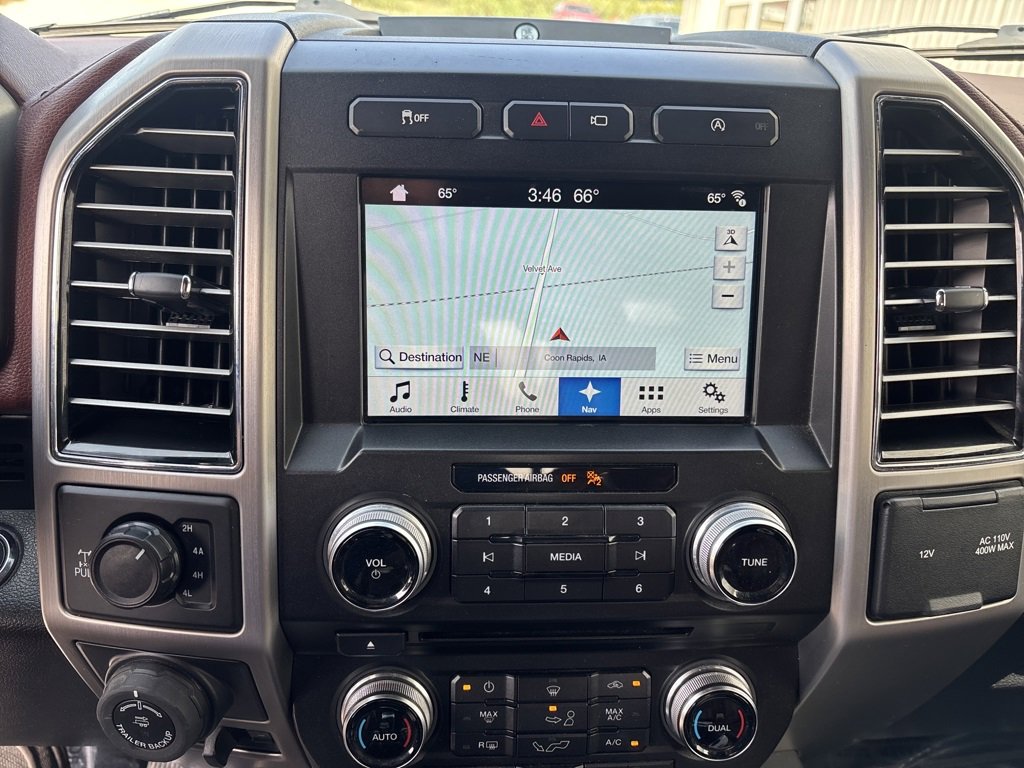 Used 2018 Ford F150 Platinum w/ Equipment Group 701A Luxury image 34