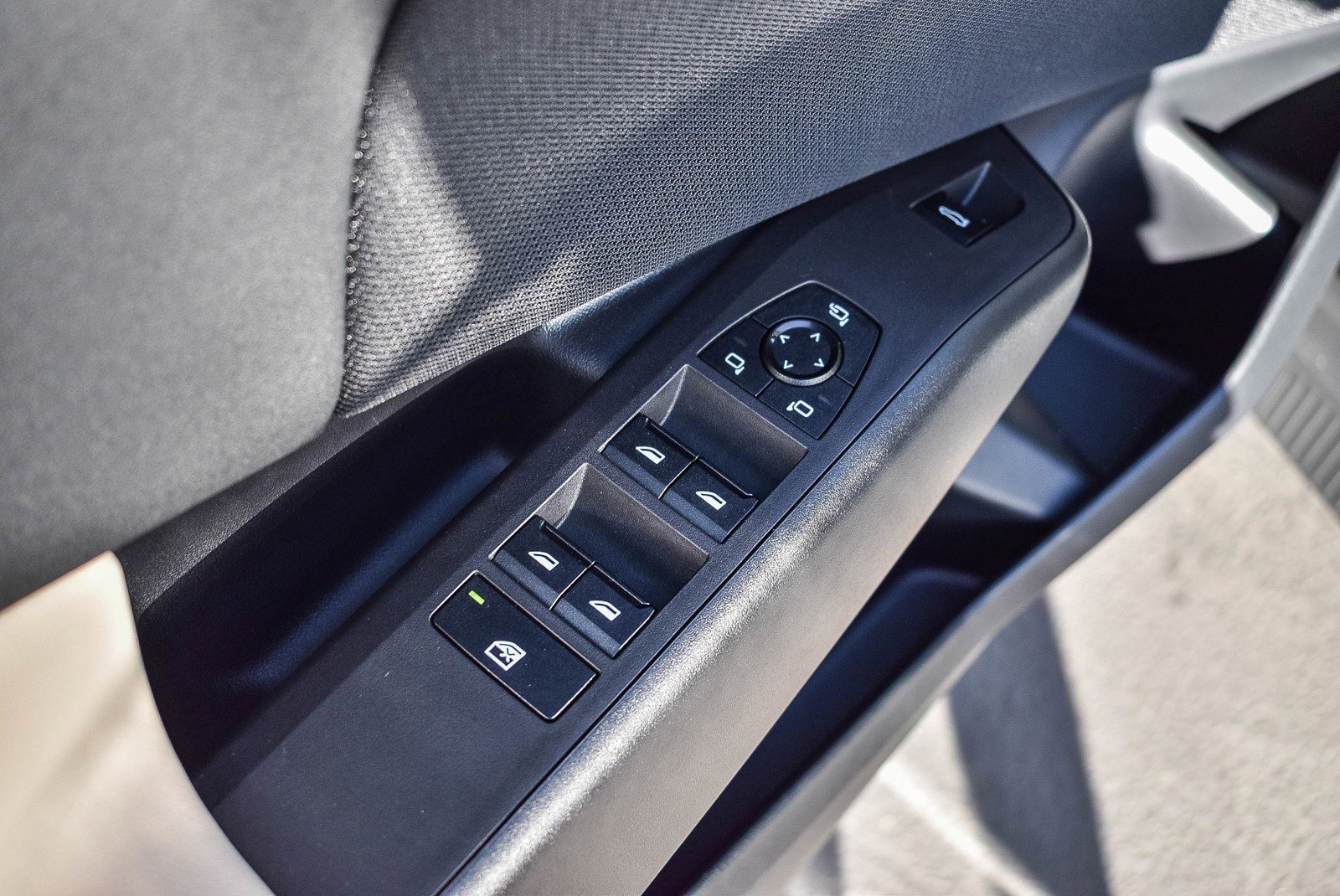 Used 2025 BMW X3 xDrive30i w/ Convenience Package image 20