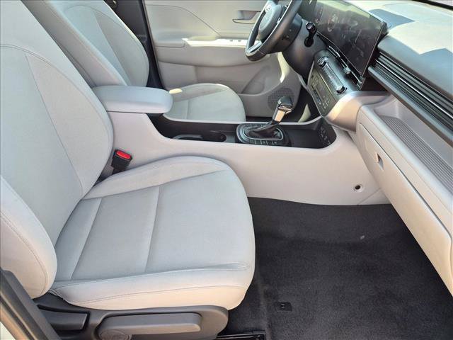 Used 2024 Hyundai Kona SEL AWD/4WD image 18