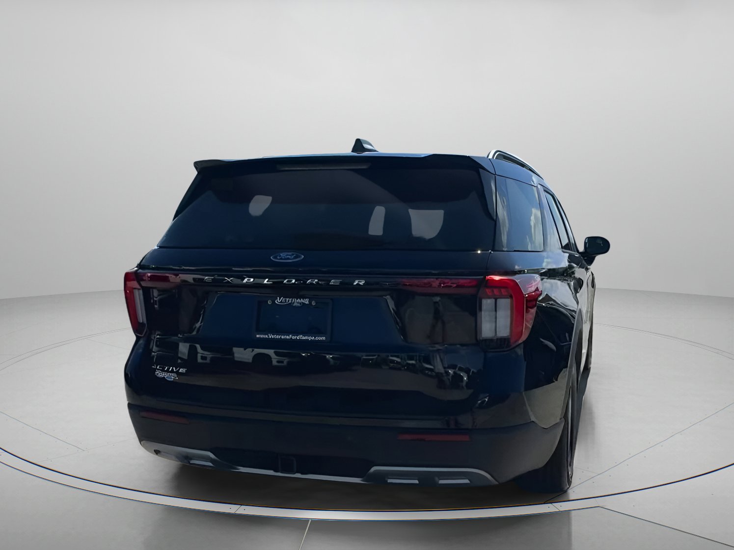 New 2025 Ford Explorer Active w/ Active Comfort Package image 30
