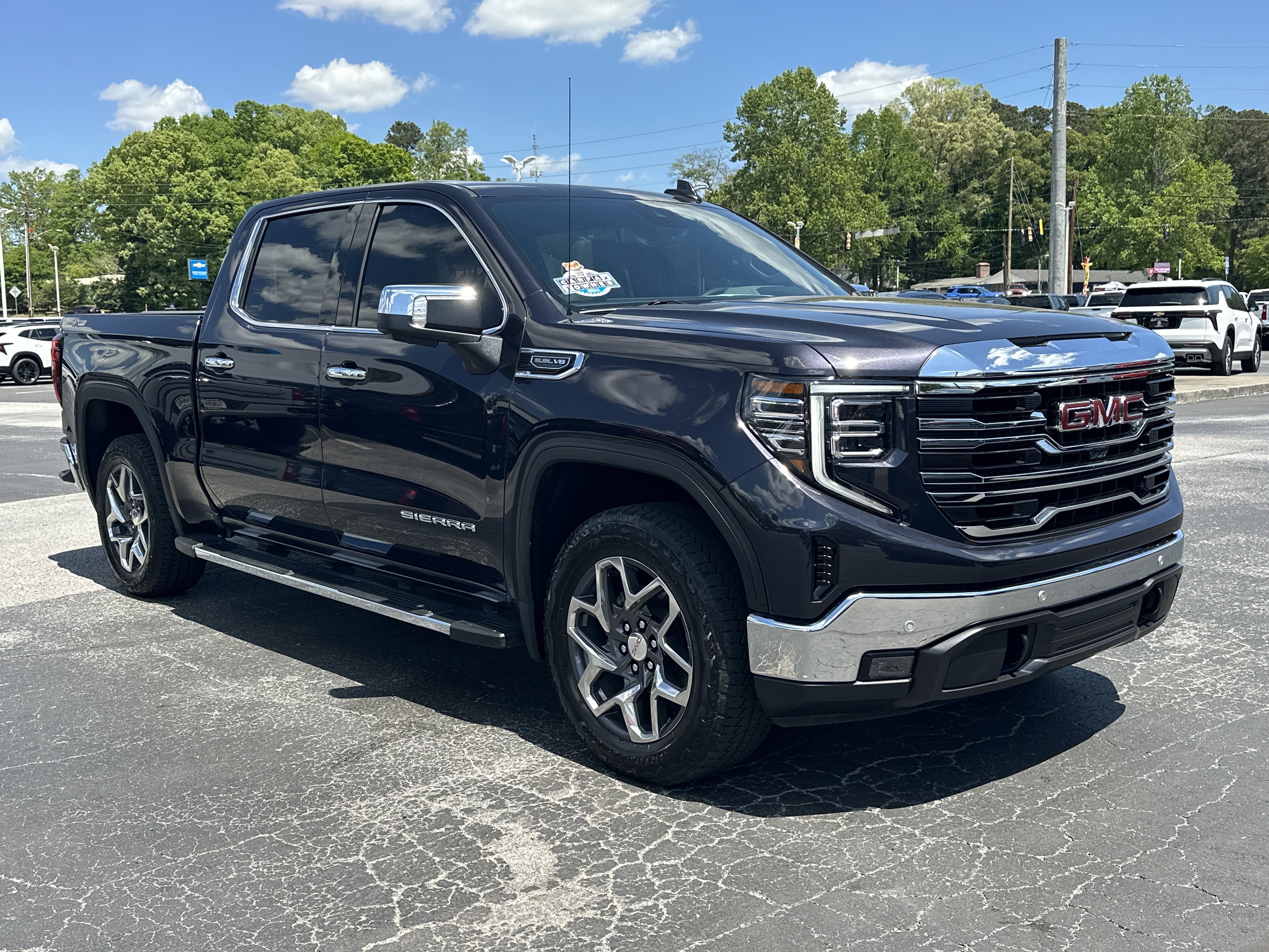 Used 2025 GMC Sierra 1500 SLT w/ SLT Premium Plus Package image 2