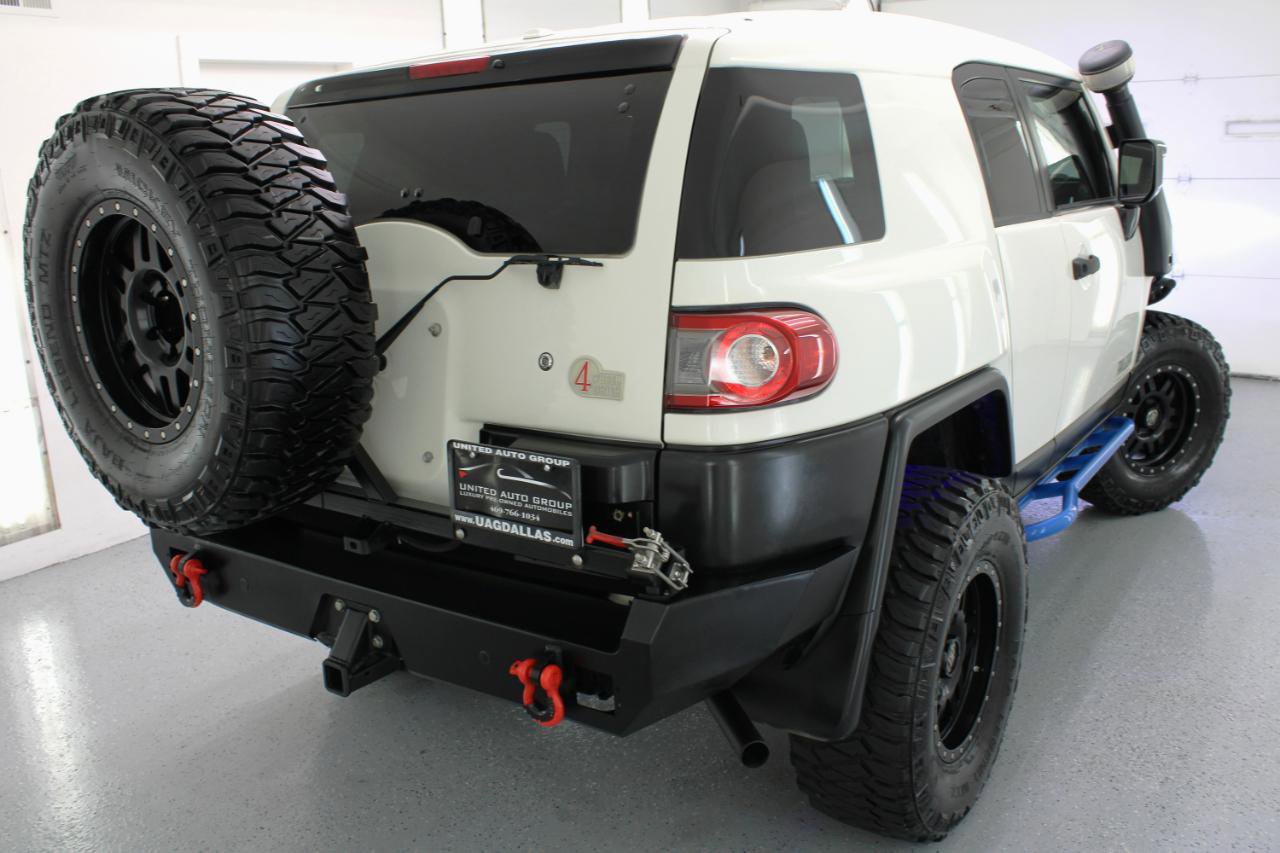 Used 2014 Toyota FJ Cruiser 4WD w/ Upgrade Package image 28