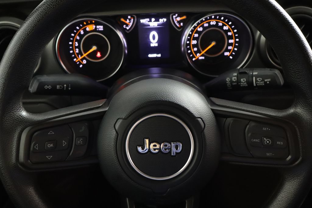 Used 2022 Jeep Wrangler Sport AWD/4WD image 19