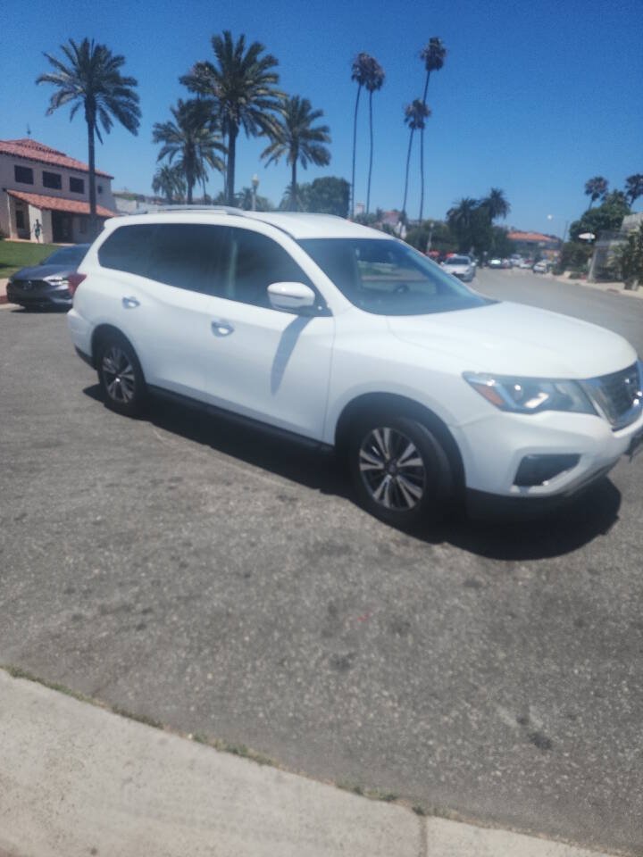 Used 2018 Nissan Pathfinder S FWD image 3