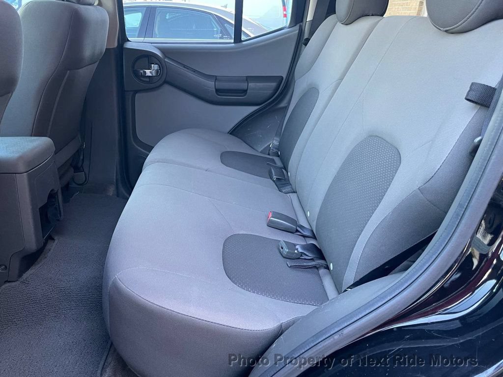Used 2015 Nissan Xterra X RWD image 11