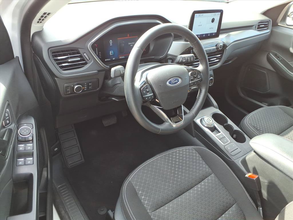 Certified 2023 Ford Escape Active AWD/4WD image 9