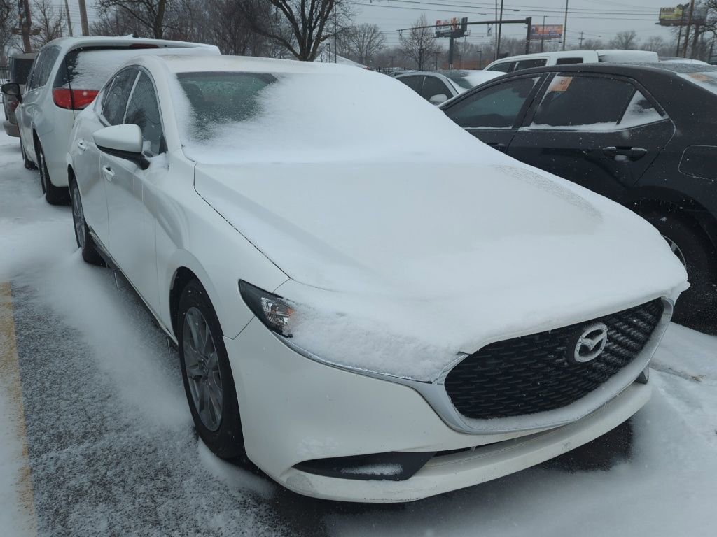 Used 2019 MAZDA MAZDA3 Sedan image 3