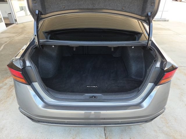 Used 2022 Nissan Altima 2.5 SV FWD image 19