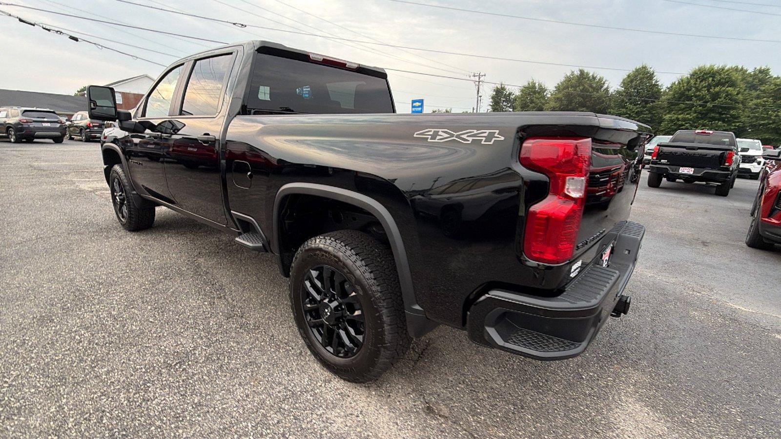 New 2026 Chevrolet Silverado 2500 Custom w/ Custom Value Package AWD/4WD image 10