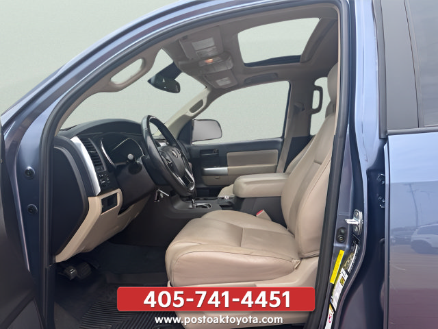 Used 2018 Toyota Sequoia SR5 w/ Premium Package AWD/4WD image 32