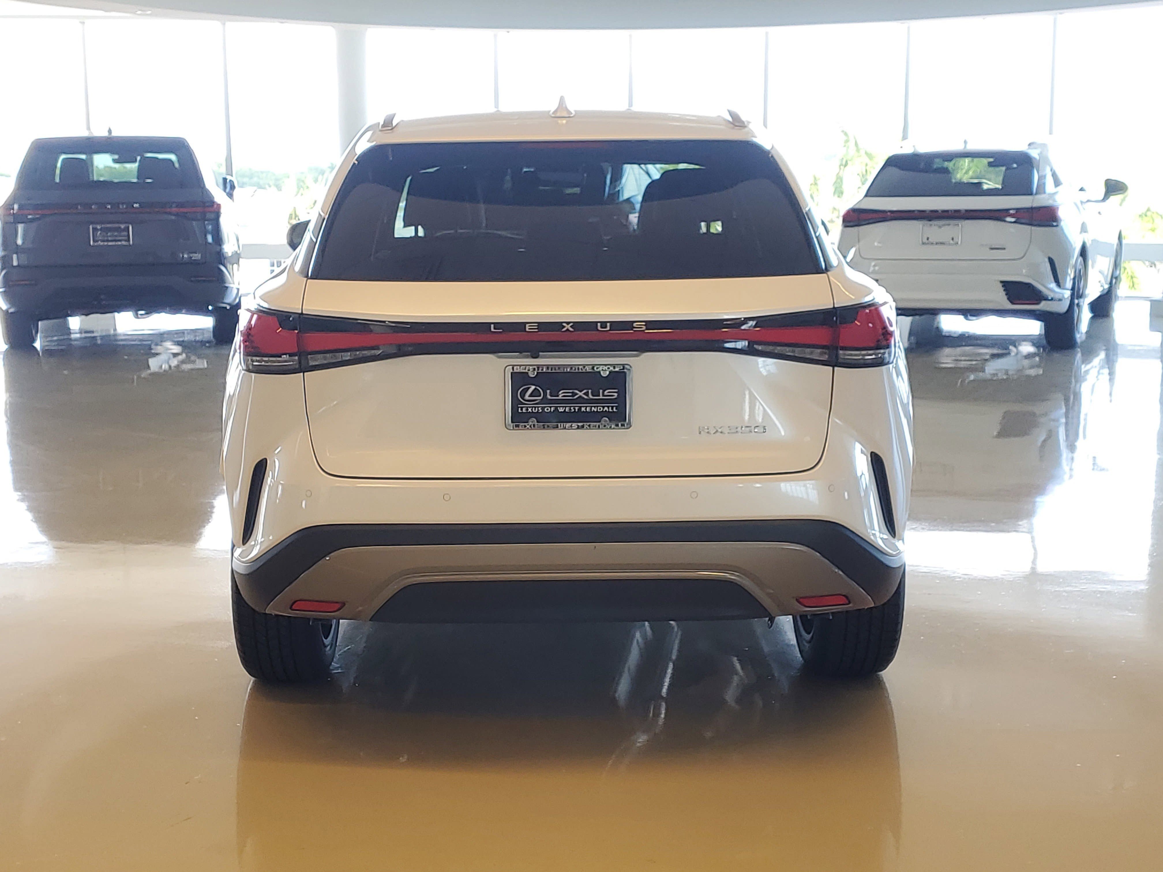 Used 2025 Lexus RX 350 Premium Plus FWD image 9
