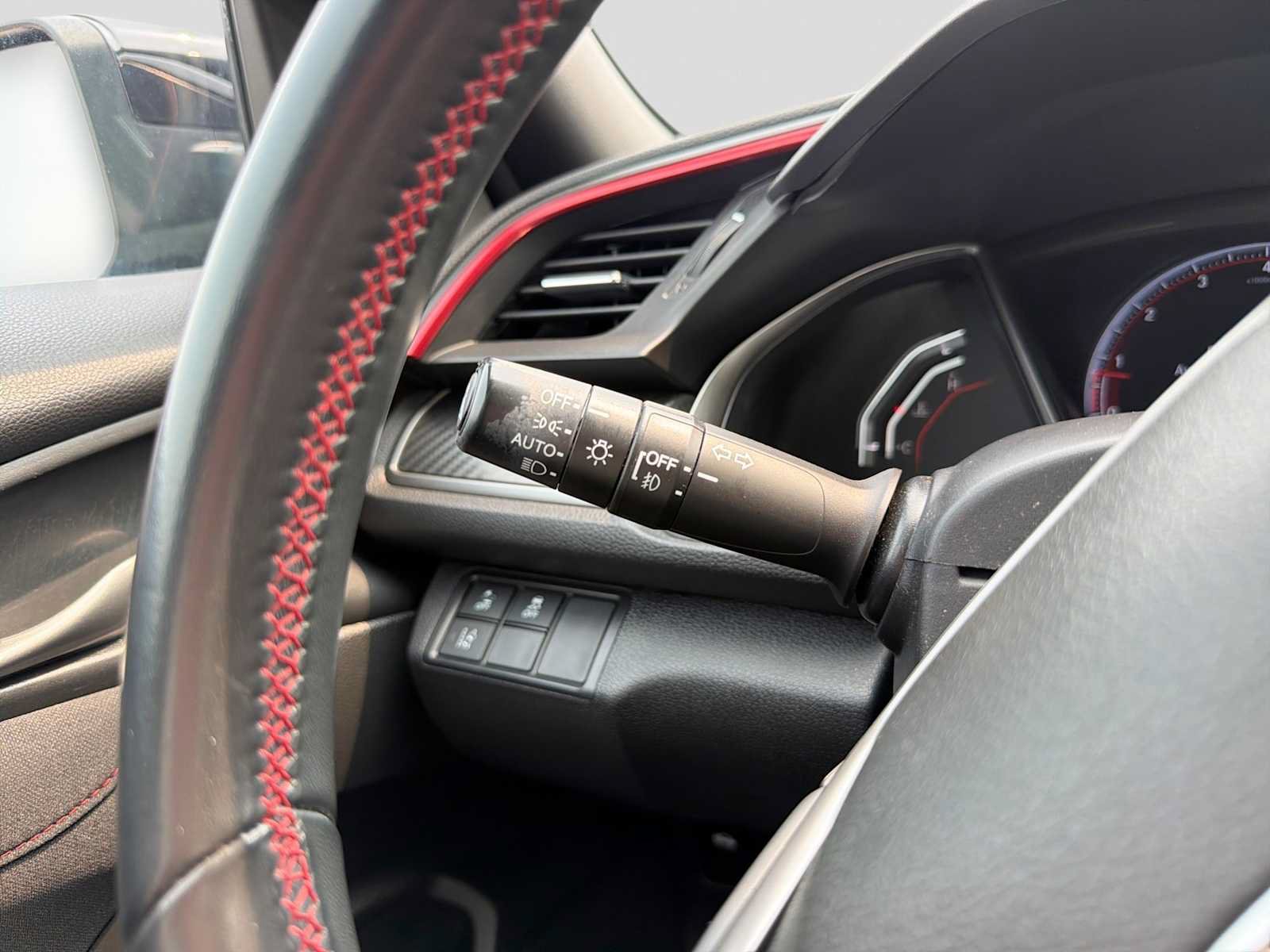 Used 2020 Honda Civic Si image 26