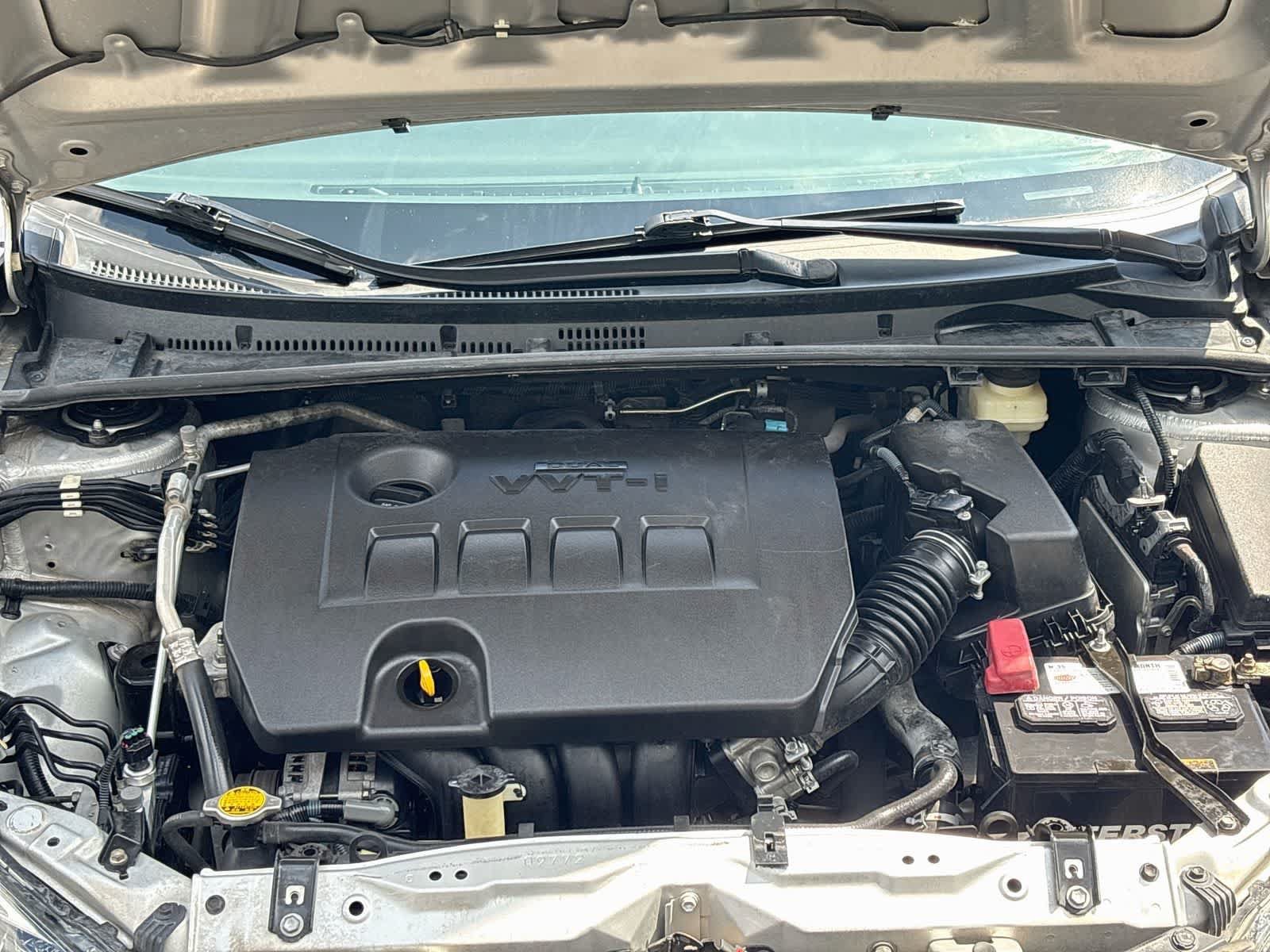 Used 2017 Toyota Corolla SE 50th Anniversary FWD image 30