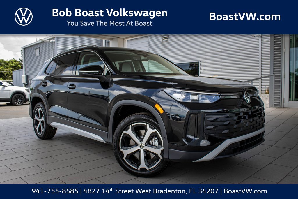 New 2025 Volkswagen Tiguan SE