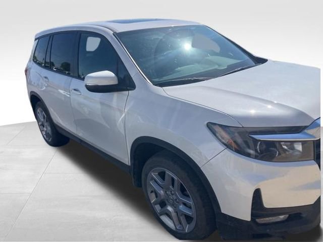Used 2025 Honda Passport EX-L image 9