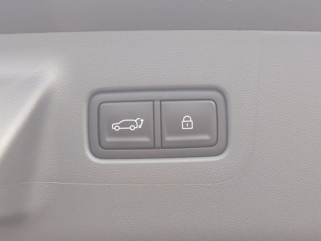 New 2026 Hyundai Santa Fe Limited FWD image 15