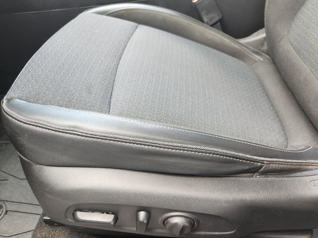 Used 2020 Buick Encore GX Preferred w/ Cold Weather Comfort Package image 21