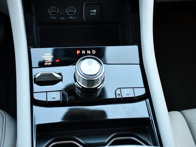 Used 2021 Jeep Grand Cherokee L Overland w/ Advanced Protech Group III image 28