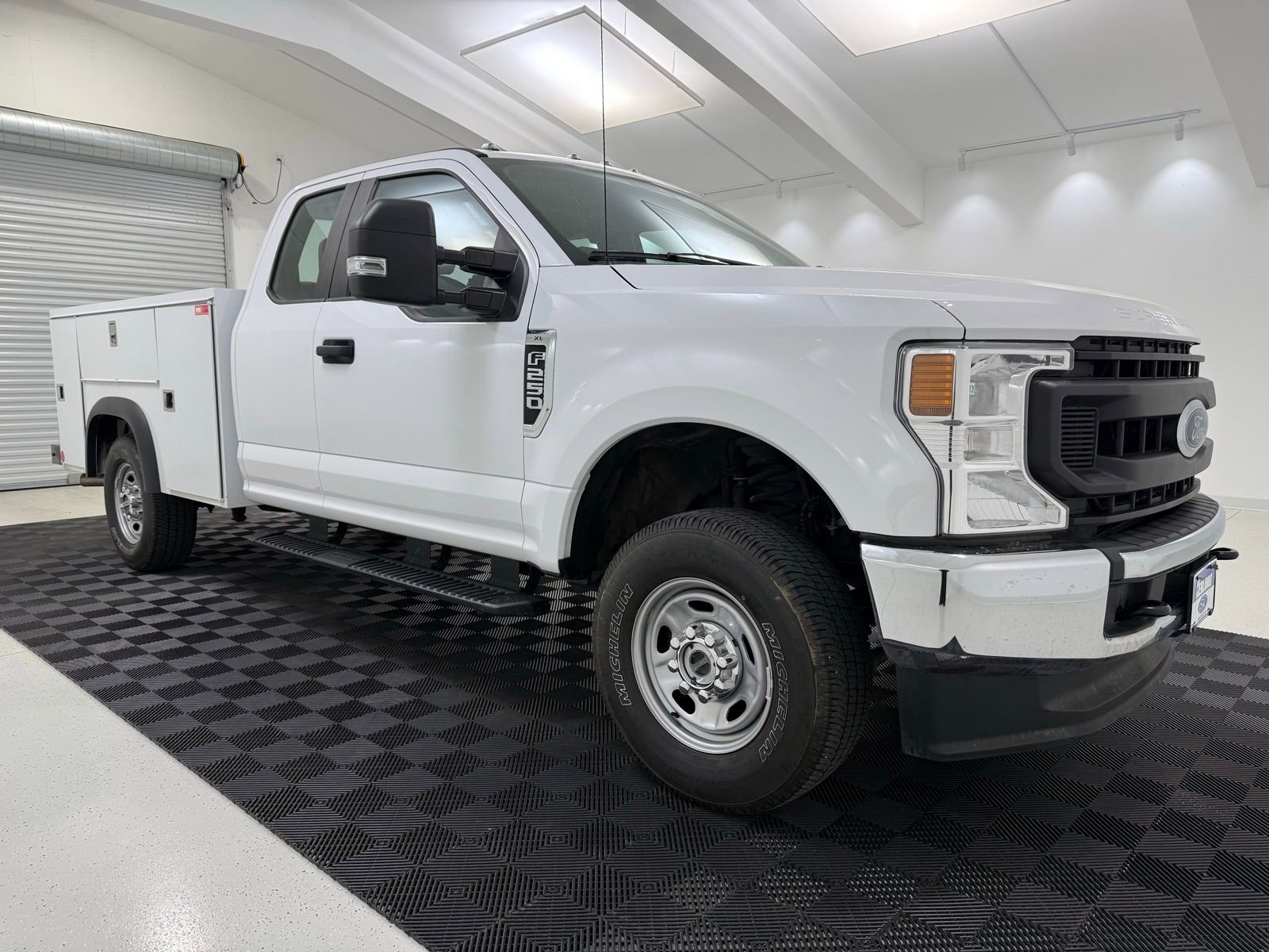 Used 2020 Ford F250 XL w/ Power Equipment Group image 1