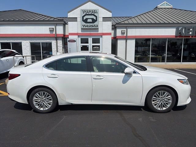 Used 2014 Lexus ES 350 w/ Luxury Package image 13