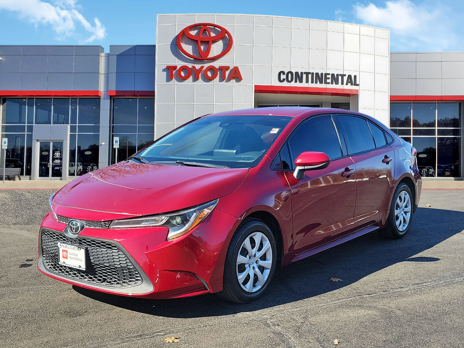 Certified 2022 Toyota Corolla LE image 3