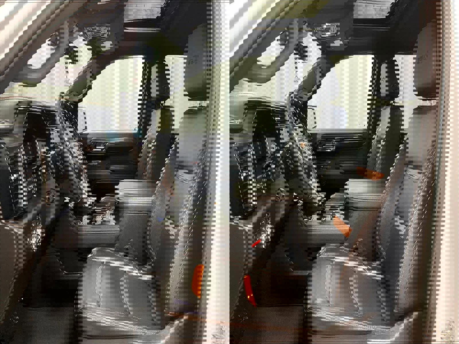 Used 2024 GMC Sierra 1500 AT4 w/ Technology Package image 10