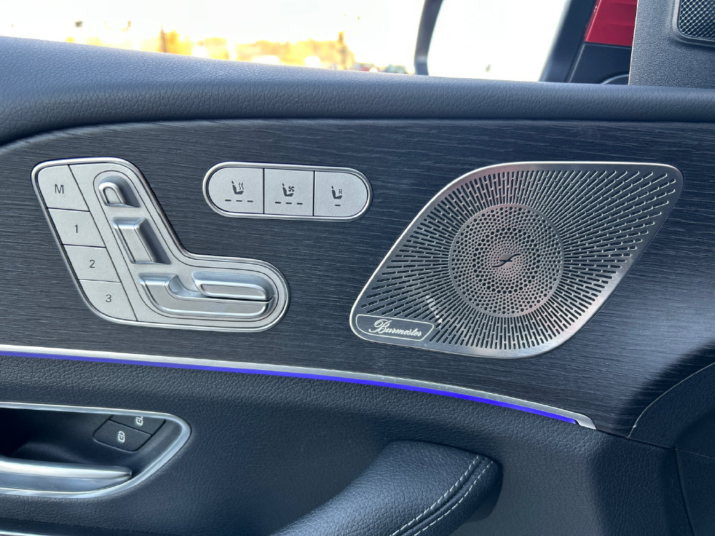 Used 2024 Mercedes-Benz GLE 350 4MATIC image 11