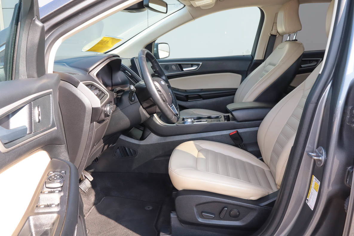 Used 2024 Ford Edge SEL AWD/4WD image 7