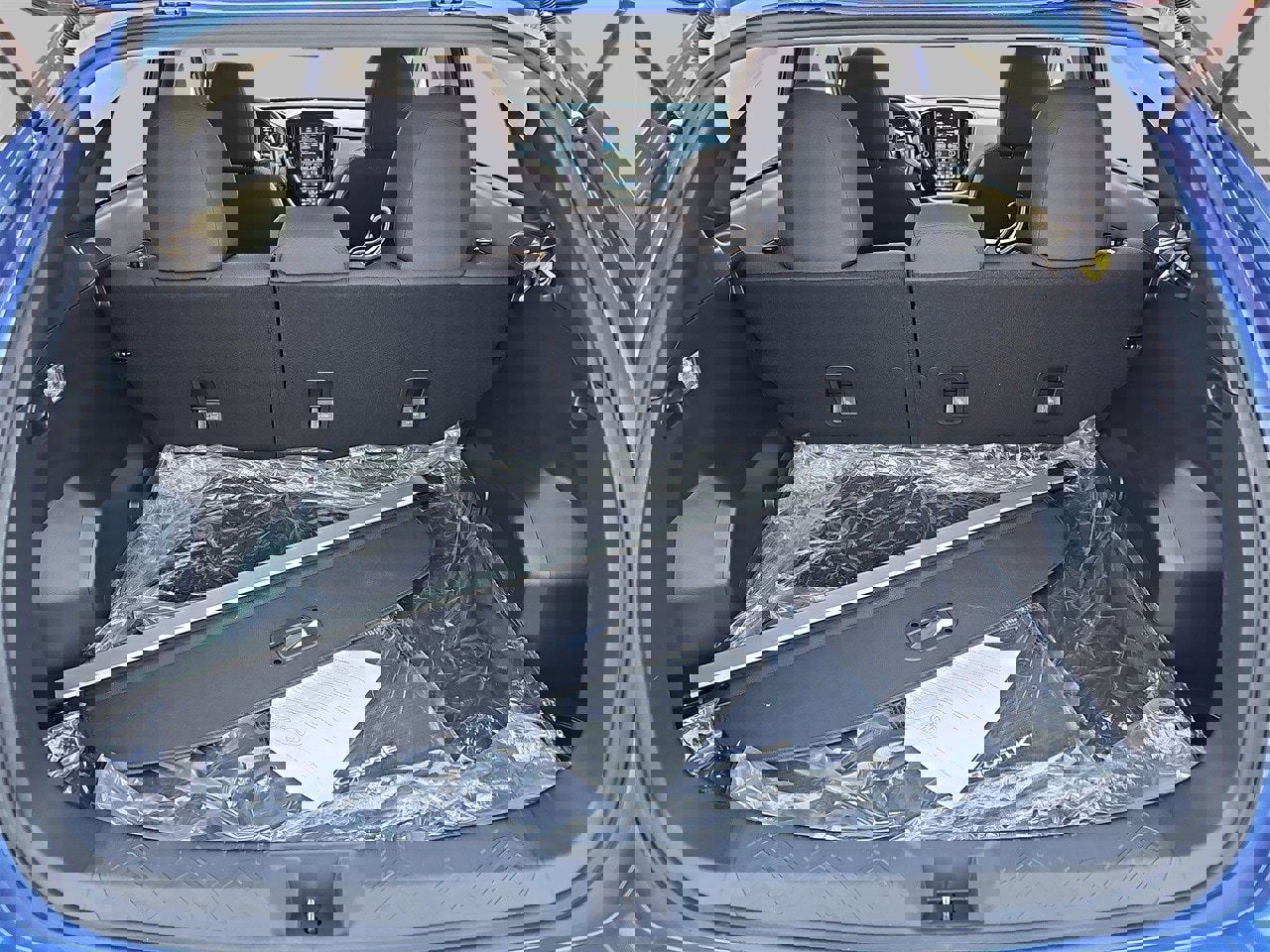 Certified 2025 Subaru Crosstrek 2.0i Premium image 12