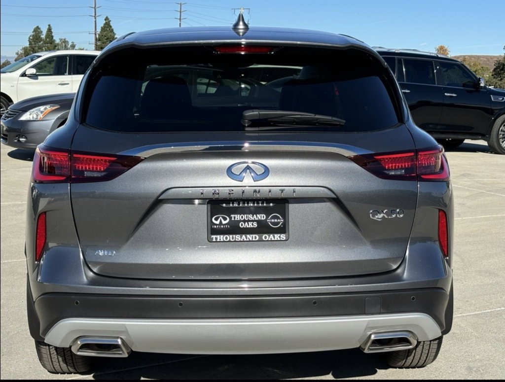 New 2025 INFINITI QX50 Pure image 6