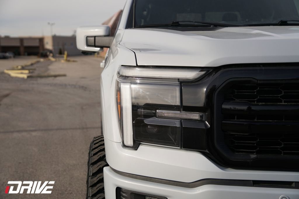 Used 2025 Ford F150 Lariat AWD/4WD image 4