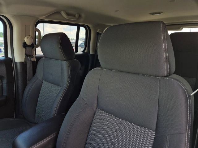 Used 2007 HUMMER H3 AWD/4WD image 9