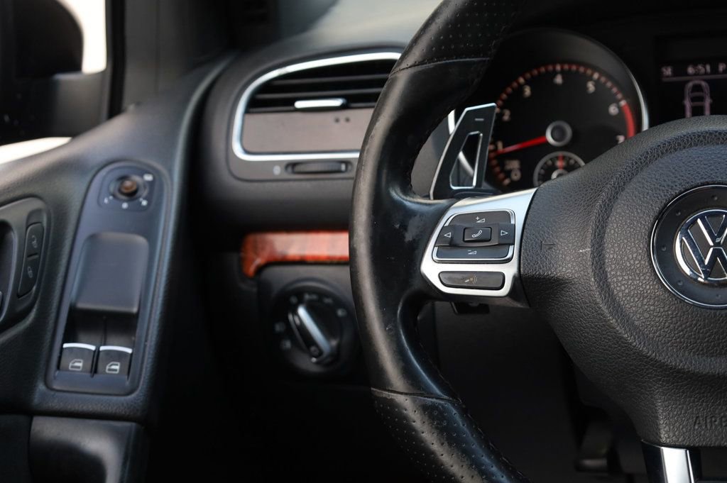 Used 2011 Volkswagen GTI Autobahn image 22