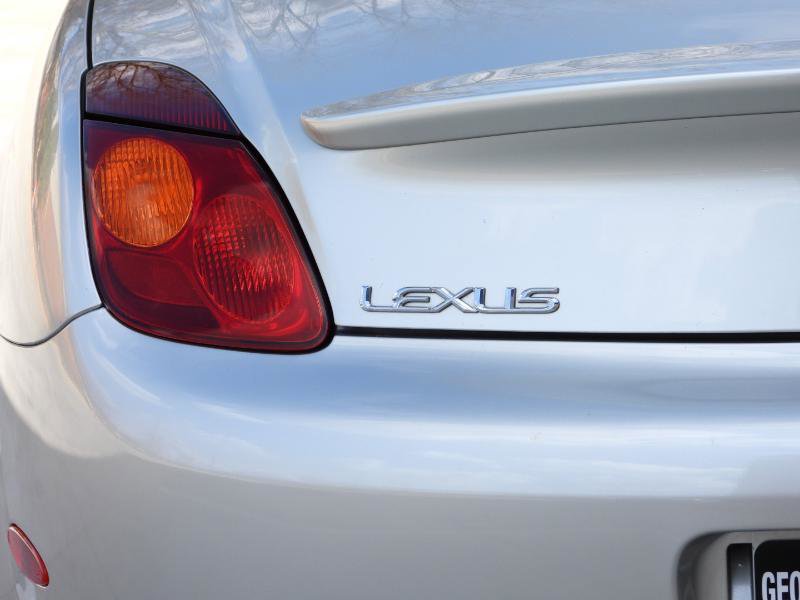 Used 2005 Lexus SC 430 Convertible image 18